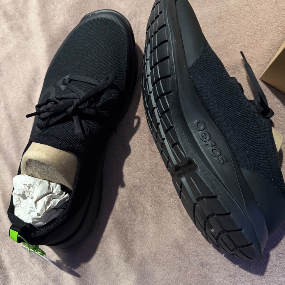 NIB OOFOS men's sz 13 OOmg Sports LS